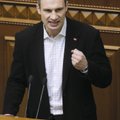 Ukraina poksijast poliitik Klõtško on valmis valitsuse turvamehena parlamenti eskortima