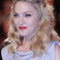 Vabšee! Peterburi kohus saadab Madonnale kohtukutseid