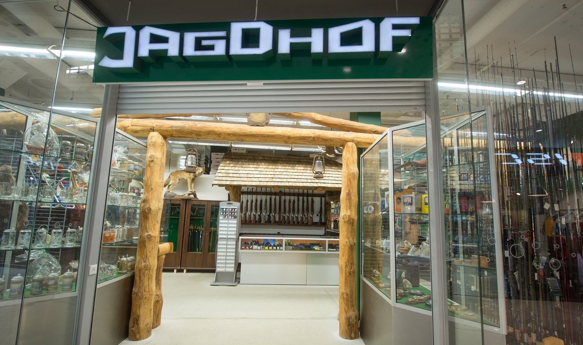 Jagdhofi esindusliku poe uksed Ülemiste kaubandus-keskuses on n-ö emafirma makseraskustest hoolimata klientidele avatud.