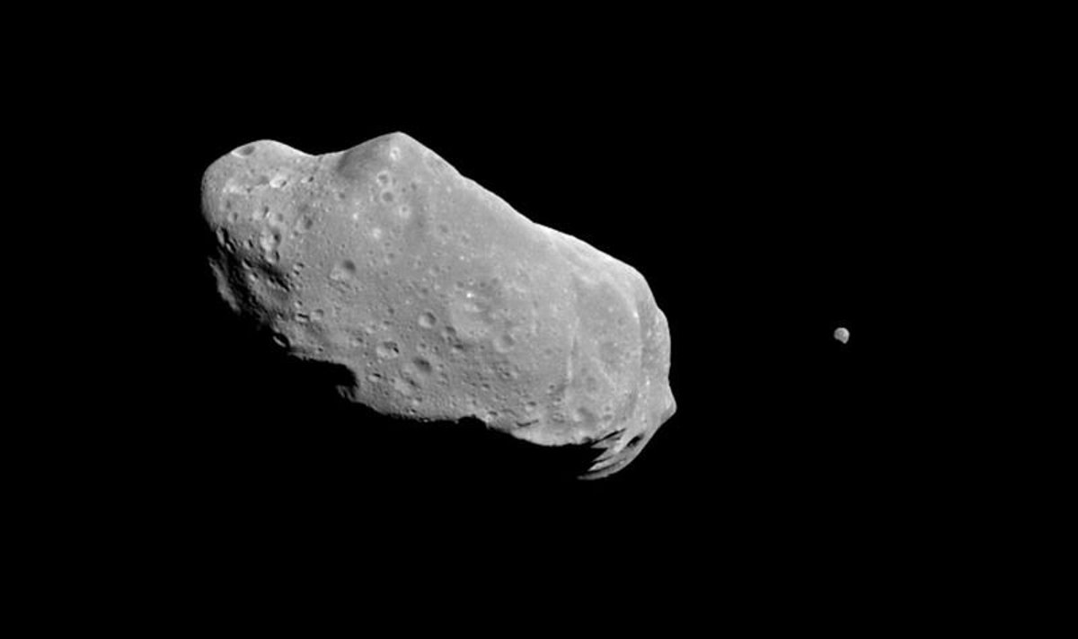 Täpsemalt tuvastamata asteroid