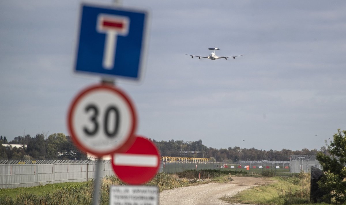 AWACS lennuk Tallinnale lähenemas 22.09.2020