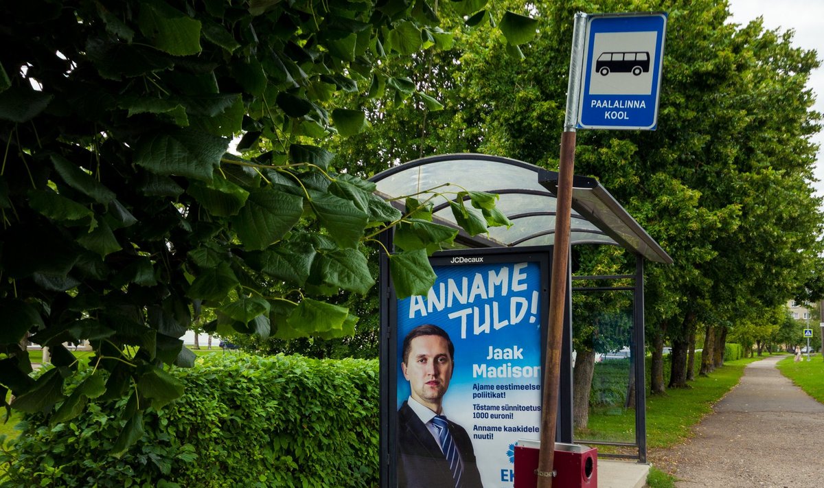 Paalalinna kooli bussipeatus 16.08.2017