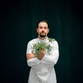 23-летний шеф-повар из Грузии переехал в Таллинн: на кухне язык — не главное, можно объясняться даже жестами
