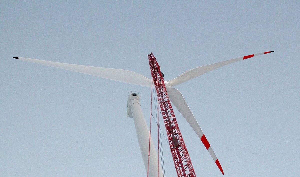Eleon 3M116 tuulegeneraatorile monteeriti tiivad