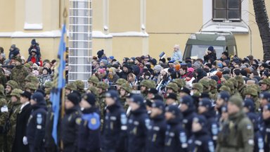 БОЛЬШАЯ ГАЛЕРЕЯ | „Яблоку негде упасть“. В центре Таллинна прошел парад Сил обороны и союзников