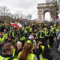Во Франции началась шестнадцатая акция "желтых жилетов"