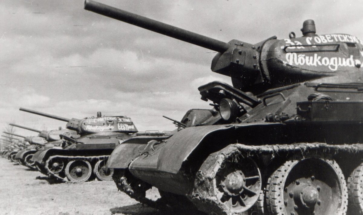 Eestlaste tankid punaarmees, Moskva lähistel, Saksa okupatsiooni ajal