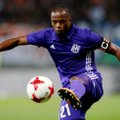 Fänni ründamise eest Marseille'ist vallandatud Patrice Evra naaseb Premier League'i