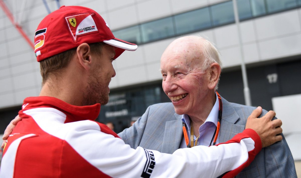 Sebastian Vettel ja John Surtees 2015. aastal