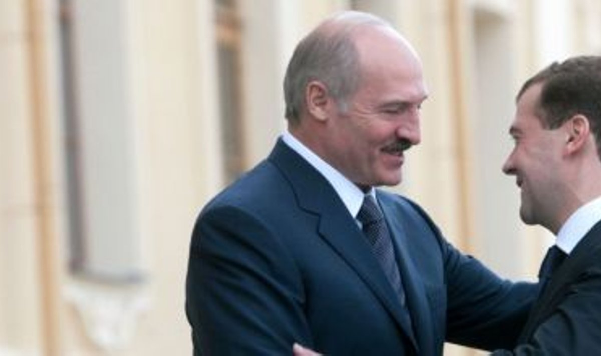 Aljaksandr Lukašenka ja Dmitri Medvedev