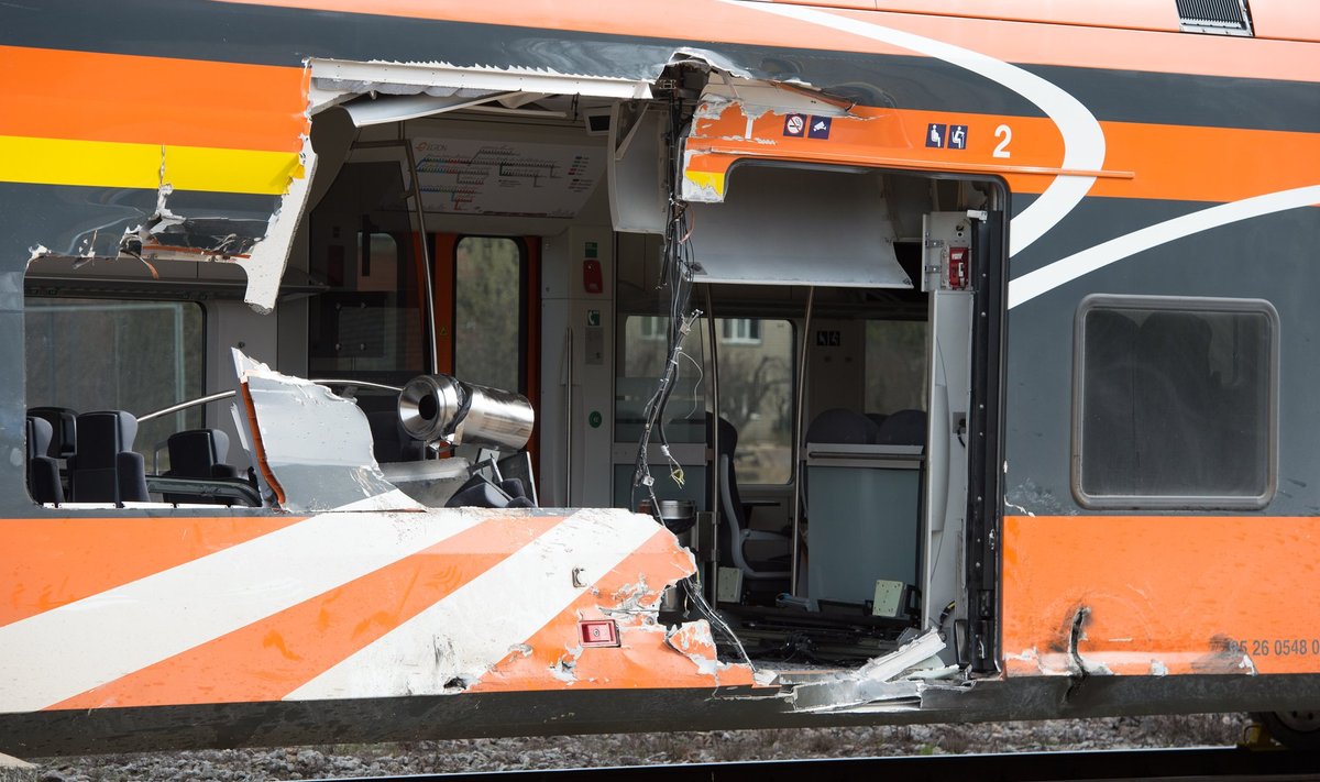 Raasiku raudteeülesõidul 2014. aasta aprillis juhtunud rongiõnnetus.