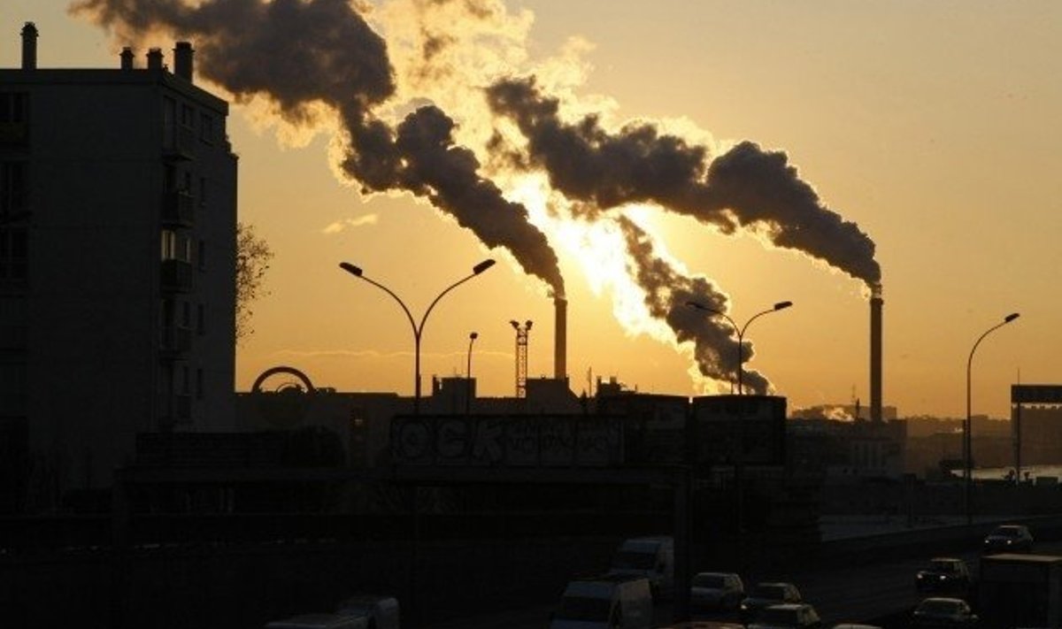 Süsihappegaas käitistest väljumas. Foto Francois Mori, AP