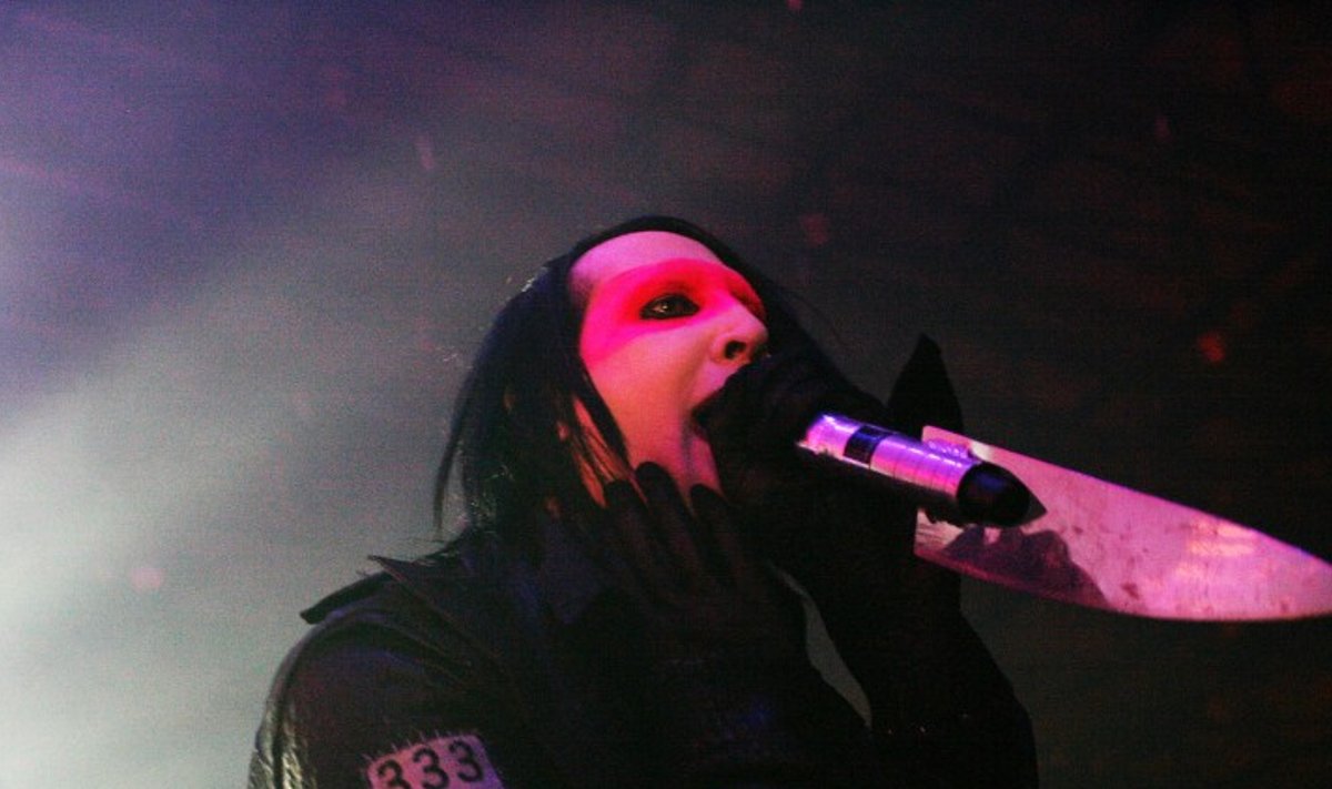 22. detsembril esines Saku Suurhallis oma skandaalsusega tuntust kogunud Ameerika šokirokkar Marilyn Manson. 
