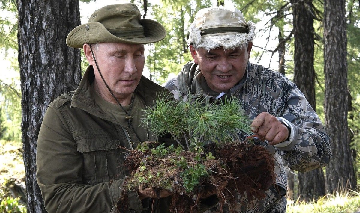 Putin ja Šoigu 2018. aastal suvel Tõvas puhkamas.