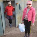 DELFI UKRAINAS: Eesti humanitaarabi jõudis Luhanski sõjapiirkonnas elavate ukrainlasteni