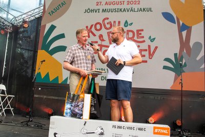 Kogu pere metsapäev 2022. Parima metsamajandaja tiitli pälvinud Andres Niitu usutleb päeva läbiviija Urmas Vaino.