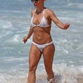 KUUMAD KAADRID: Lihased-lihased! Britney Spears peesitas päikese käes ja näitas prinki bikiinikeha