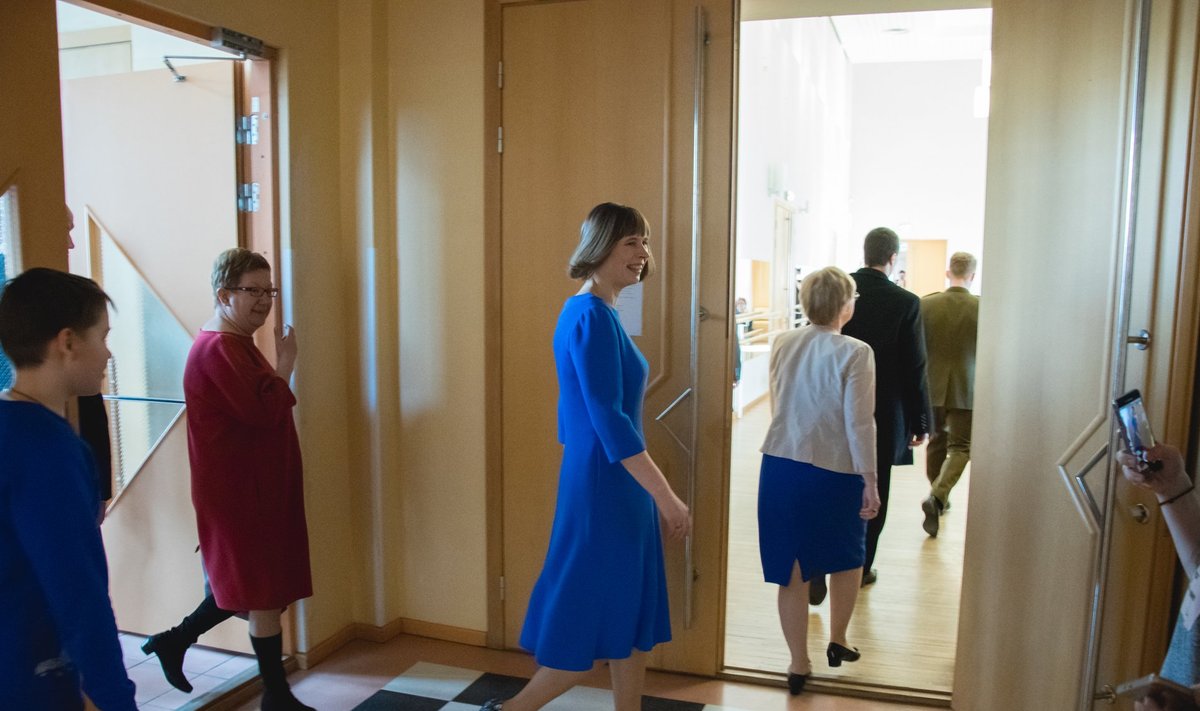 President Kaljulaid külastas Tallinna Tõnismäe Reaalkooli