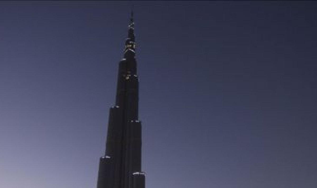 Dubai torn