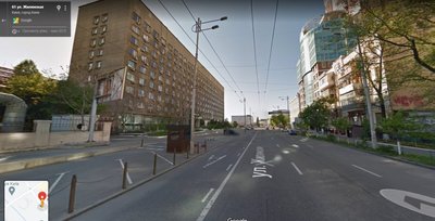 Скриншот Google Street View (пострадавший дом справа)