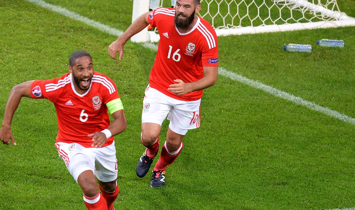 Wales alistas eile Belgia 3:1. Esiplaanil üks väravaküttidest Ashley Williams