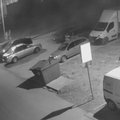 ВИДЕО | Узнаете преступников? Полиция ищет свидетелей поджога автомобилей в Нарве