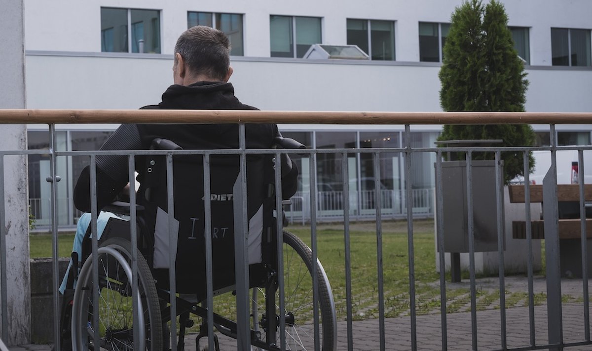 Не под силу: выполнить ряд действий, необходимых, чтобы продлить инвалидность, пожилым людям зачастую слишком сложно.