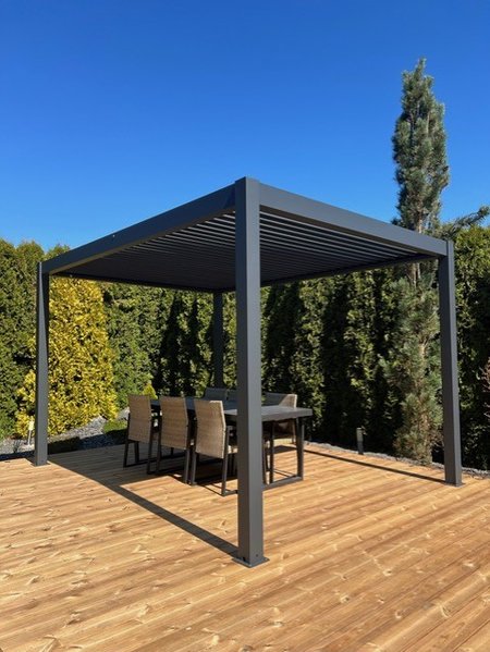 Sky Pergola antratsiithall varikatus kliendi kodus