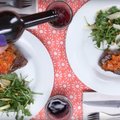KIIRE ÕHTUSÖÖGI SOOVITUS: Veiseliha ja tomatihautisega õhtusöök kahele