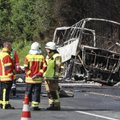 FOTOD ja VIDEO | Saksamaal põrkas buss kiirteel kokku treilerveokiga ja lahvatas põlema, 18 inimest sai surma, 31 vigastada