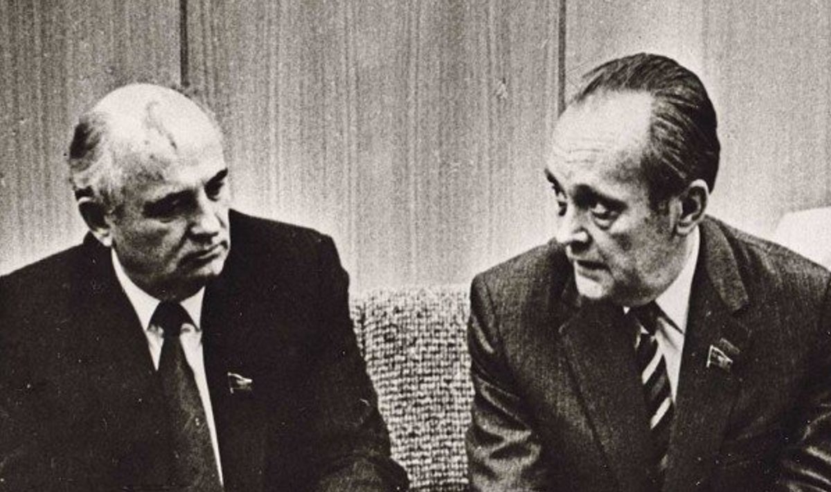 NSV Liidu viimast liidrit Mihhail Gorbatšovi ja Vaino Väljast seob noo­ruspõlve sõprus. Hiljuti tähistas oma 80. sünnipäeva ka Gorbatšov. 