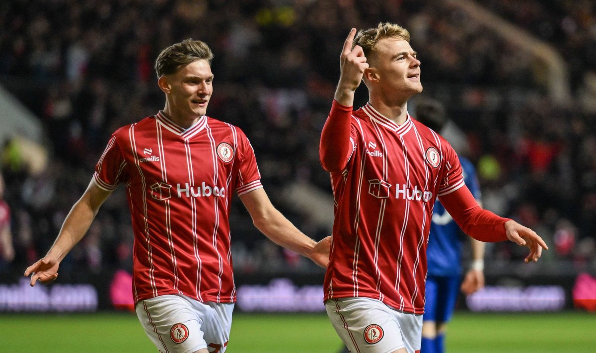 Bristol City kukutas karikasarjas West Hami.