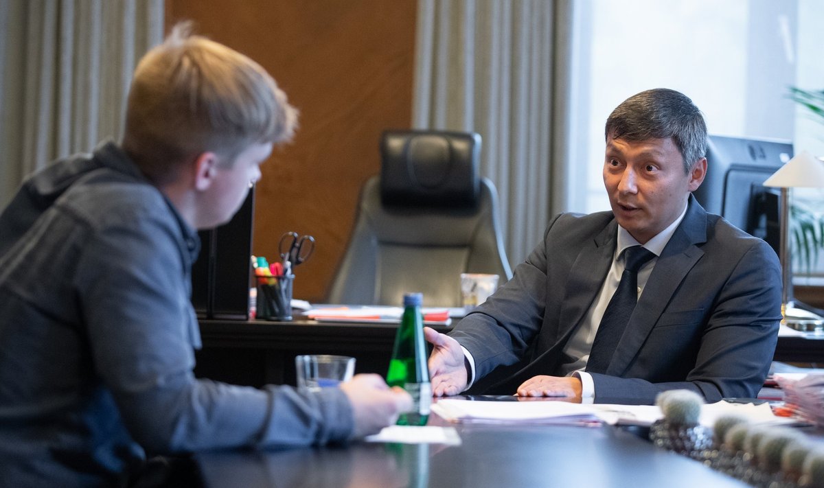 Mihhail Kõlvart on Tallinna linnapea kabinetis istunud täpselt pool aastat.