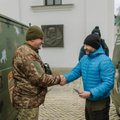 DELFI В УКРАИНЕ | Машины скорой помощи из Эстонии помогают ВСУ на важнейшем плацдарме 