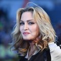 FOTOD | Alla 18 keelatud! Madonna postitas pilte, kus tema rinnad on kogu maailmale vaatamiseks