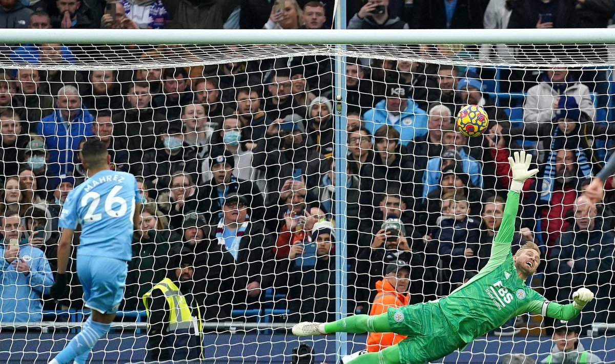 Leicester City puurivaht Kasper Schmeichel pidi väravast noppima kuus palli.
