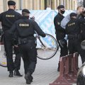 "Пытались изнасиловать дубинкой": врачи и пациенты о действиях силовиков в Беларуси