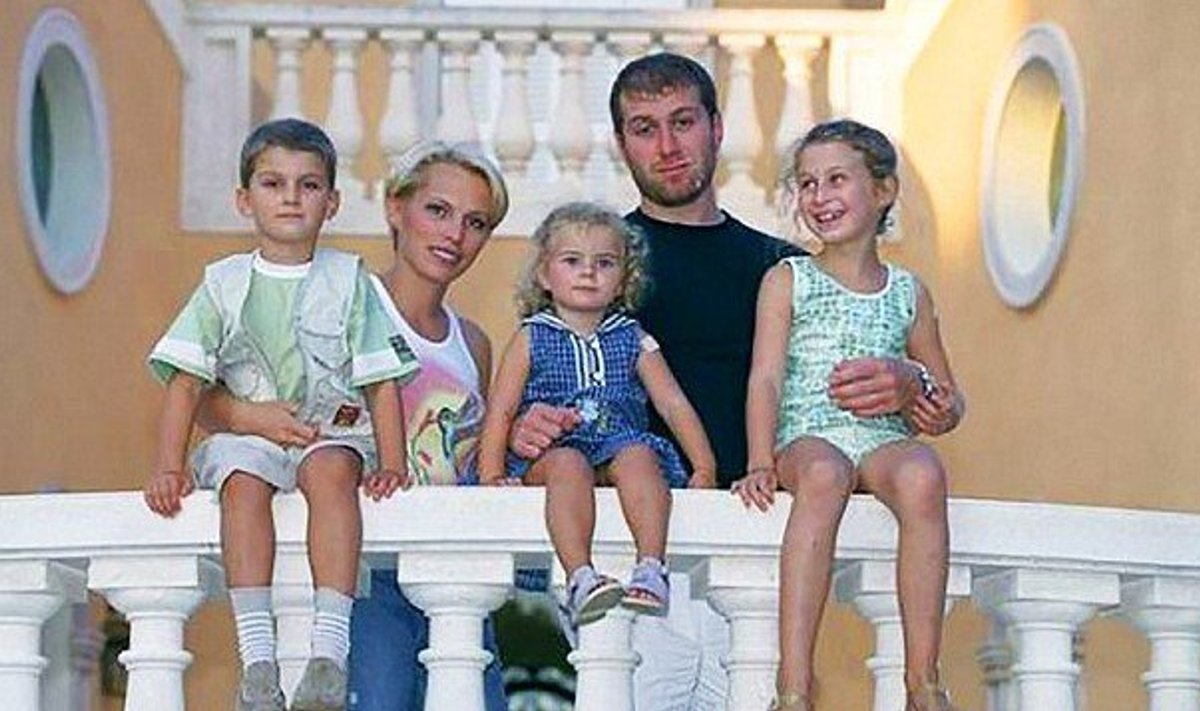 Abramovitšide perekond 1999. aastal.