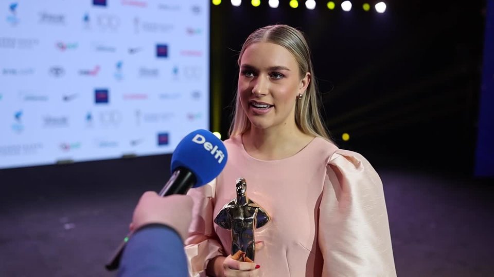 DELFI VIDEO | Kelly Sildaru: alguses ma ei osanud olümpiamedalist rõõmu  tunda, aga olen õppinud seda hindama - Delfi Sport