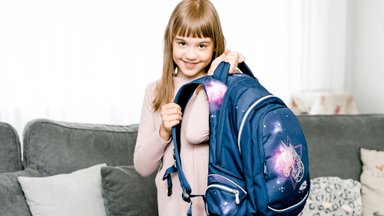 Aitame valida: kas seljakott või ranits? Võrdlustabelid, hinnad ja kottide kirjeldused kooliks valmistujatele!