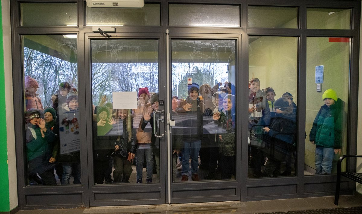 Läänemere gümnaasiumi õpetajate streik