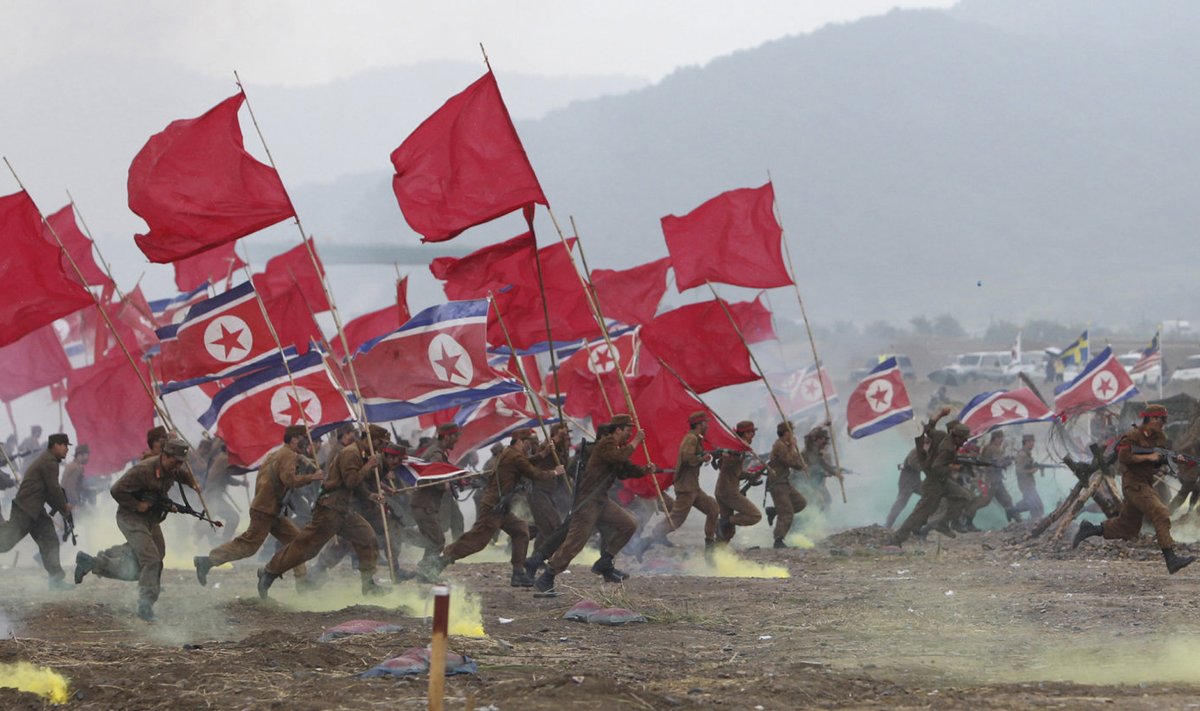 Lõunakorealased mängivad läbi Korea sõja Nakdongi lahingut.