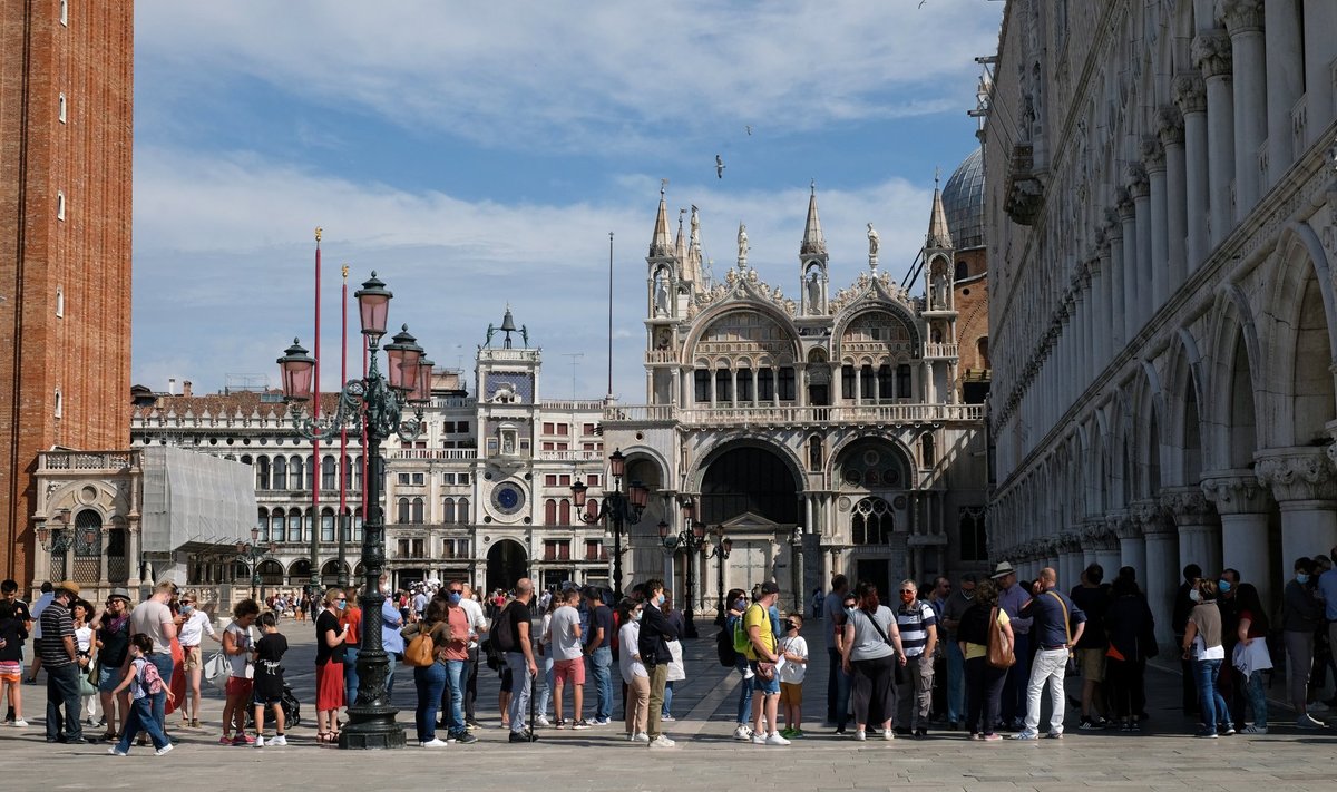 Itaalias Veneetsias on turistid ja järjekorrad juba tagasi.