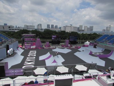 Tokyo olümpia BMX Freestyle'i park.