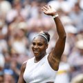 FOTOD | Serena Williams poseerib maailmakuulsa ajakirja kaanel kõigi oma iluvigadega ja fännid on pöördes