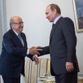 FOTO, mis on pannud kogu maailma imestama: Blatteri ja Putini käepigistus
