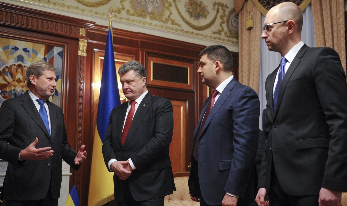 Johannes Hahn kohtus Ukraina presidendiga ja peaministriga