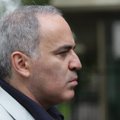 Garri Kasparov teatas, et hoidub praegu Venemaale naasmisest