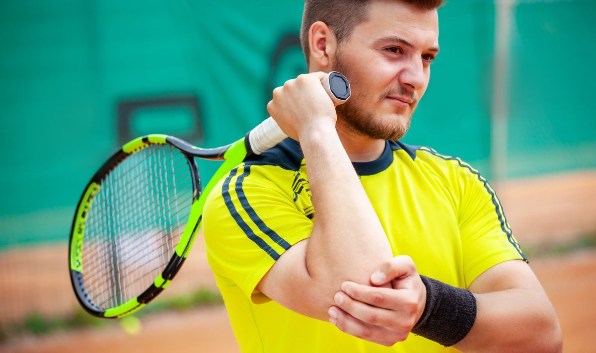 „Kui ebamugavust esineb küünarliigese välimises küljes, kutsutakse seda tennise või tennisisti küünarnukiks, kui aga sisemises küljes, siis golfi või golfimängija küünarnukiks.“