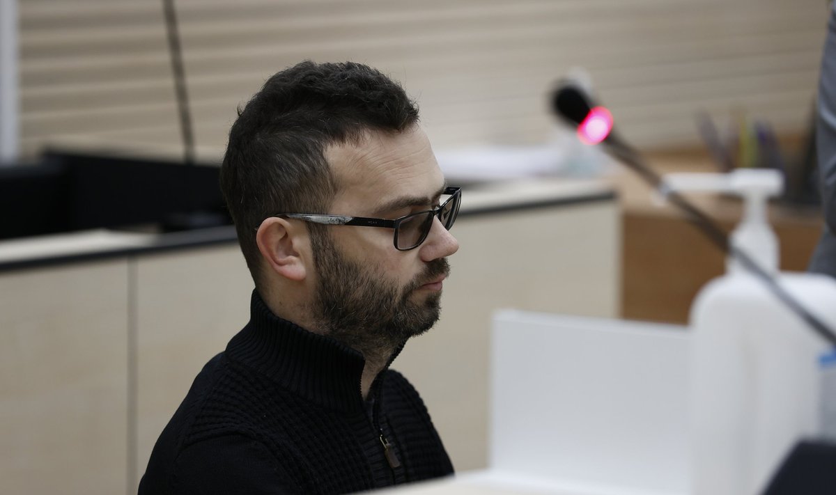 Jüri Kamenik kohtus